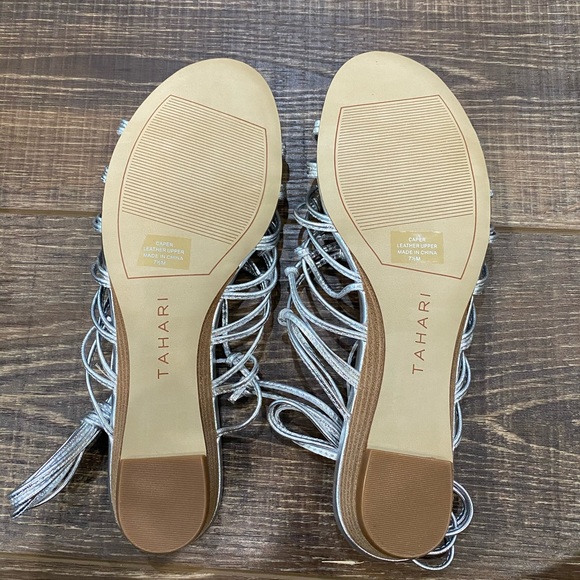 Tahari TA-Caper Wedge Sandal - Picture 4 of 6